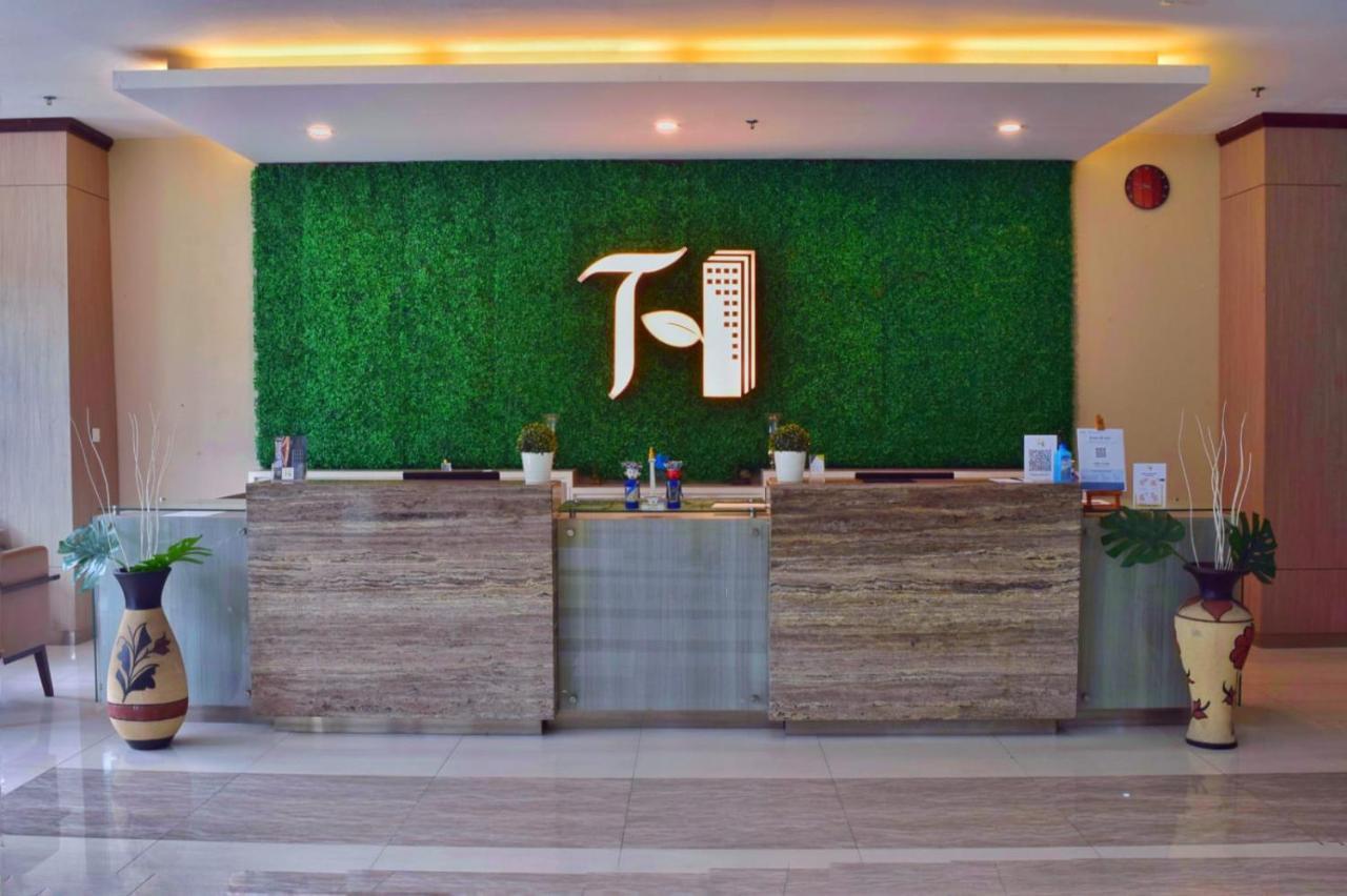 Terraz Tree Hotel Yakarta Exterior foto