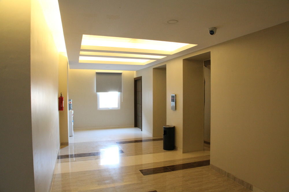 Terraz Tree Hotel Yakarta Exterior foto